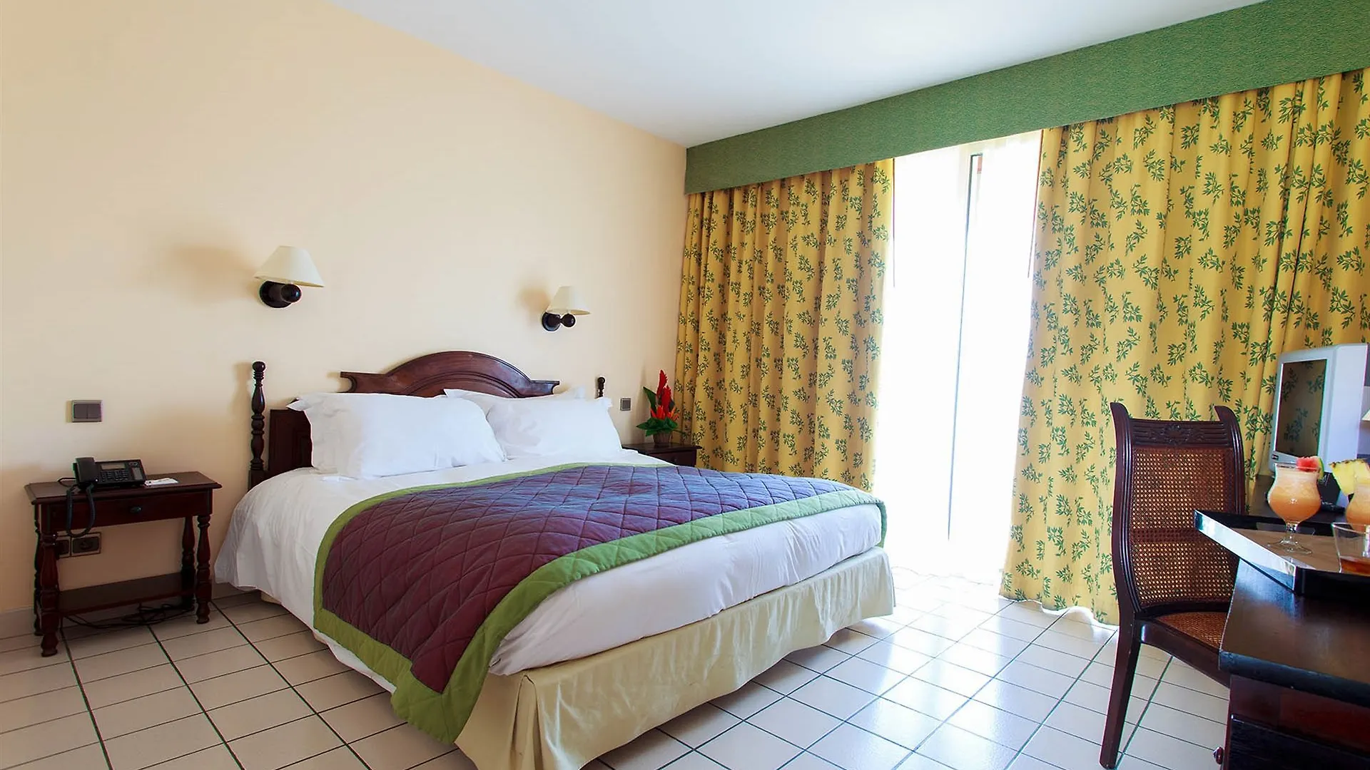 Bakoua Les Trois Ilets Hotel